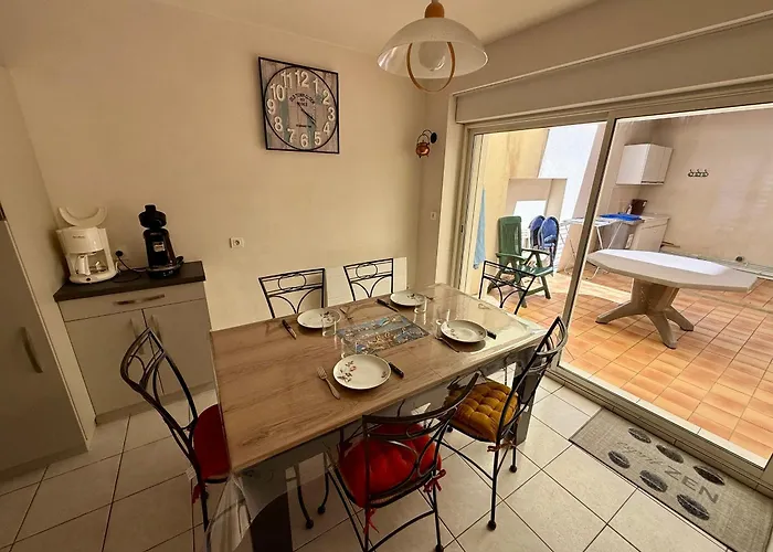 Maison T3 Avec Cour Close, Proche Et Commerces, Quartier Arago, - Fr-1-92-657 レ・サ​​ーブル・ドロンヌ