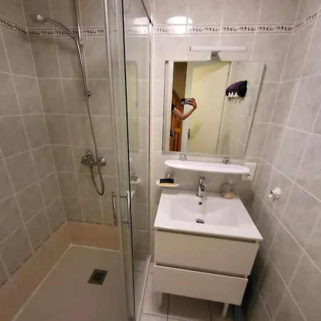 Maison T3 Avec Cour Close, Proche Et Commerces, Quartier Arago, - Fr-1-92-657 Feriehus